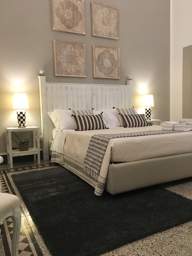 Bed and Breakfast Palazzo Bignami Lecce Zewnętrze zdjęcie