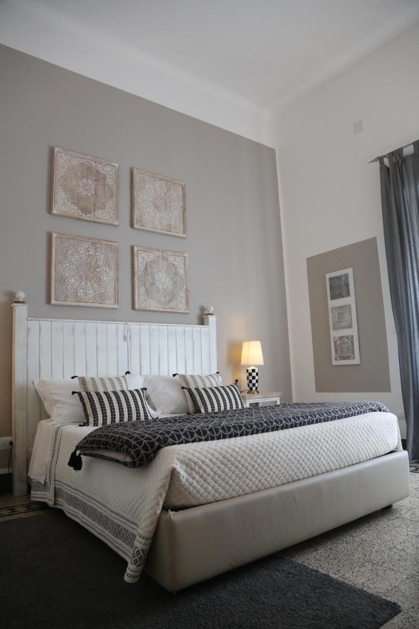 Bed and Breakfast Palazzo Bignami Lecce Zewnętrze zdjęcie
