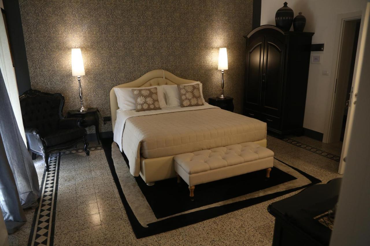 Bed and Breakfast Palazzo Bignami Lecce Zewnętrze zdjęcie