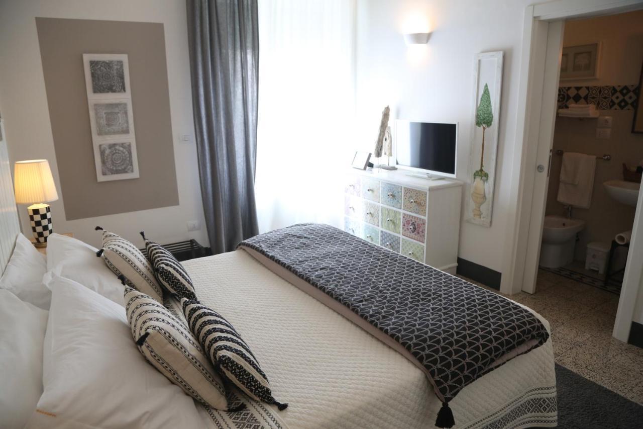 Bed and Breakfast Palazzo Bignami Lecce Zewnętrze zdjęcie